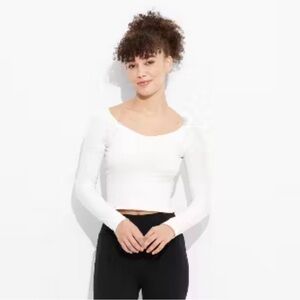 NWT Wild Fable White Long Sleeve Crop Top XS